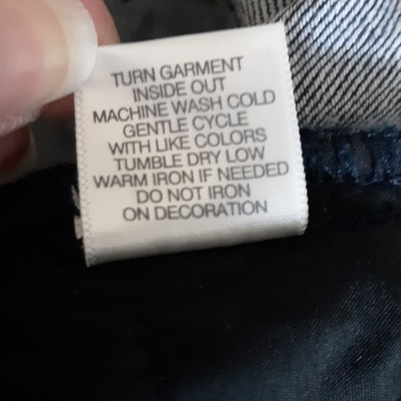 Christopher & Banks Dark Wash Denim Capri … - Picture 6 of 7